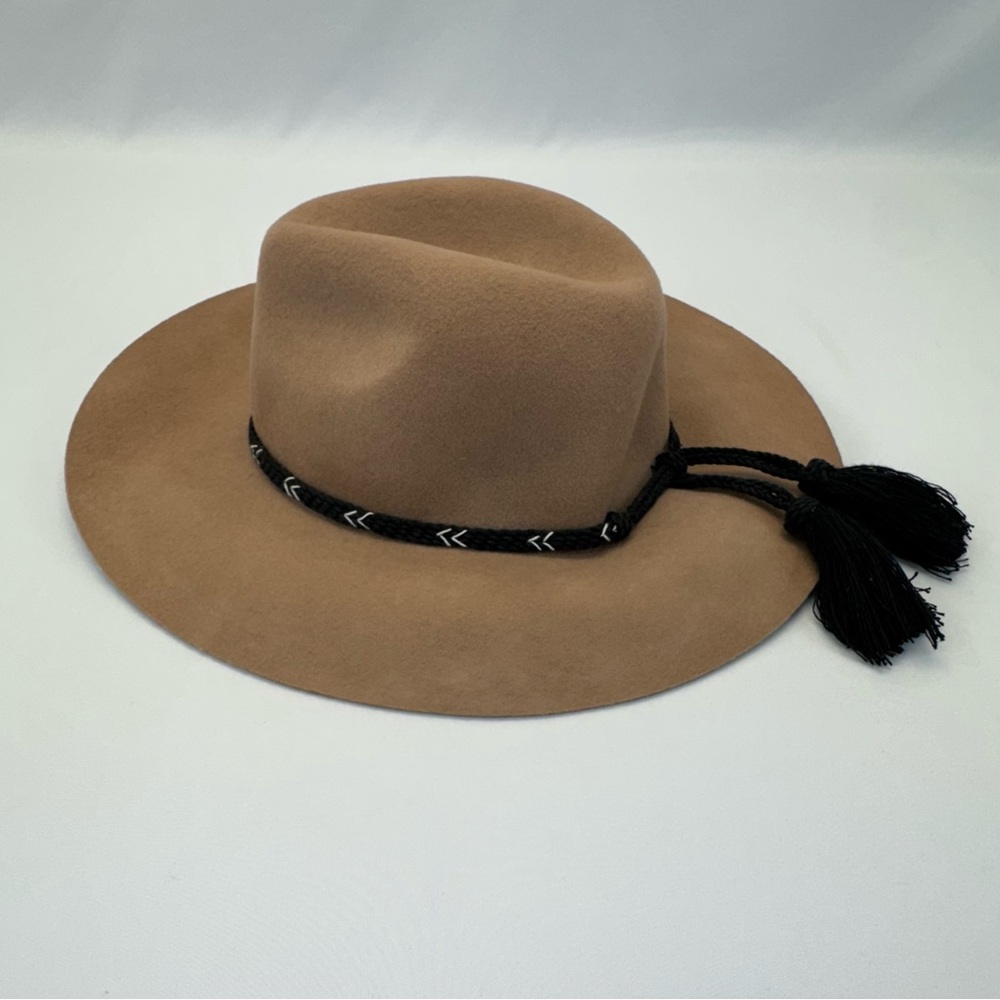 American Eagle Outfitters Wool Tan Brimmed Hat Black Band Tassel Detail 49656656